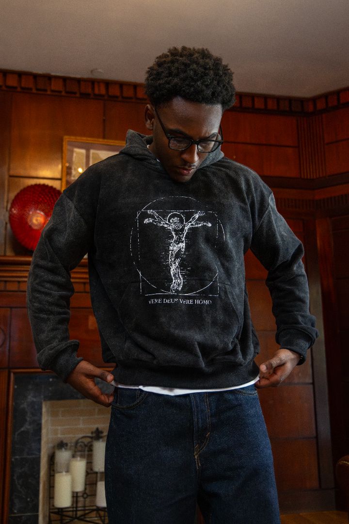 Vitruvian Pullover